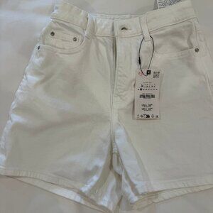 Zara high rise mom white denim shorts